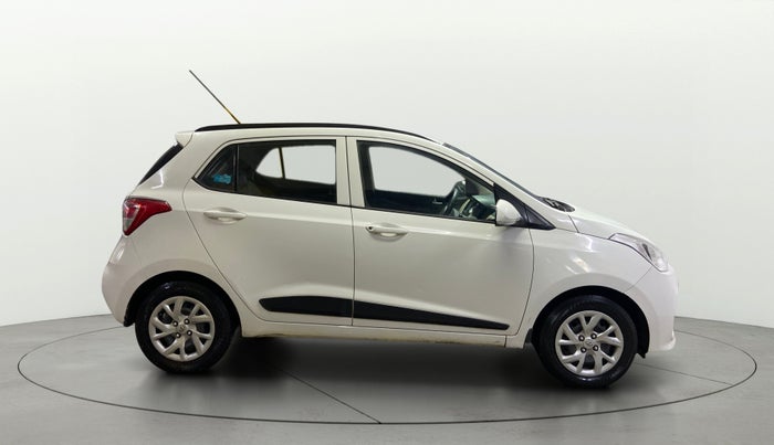 2018 Hyundai Grand i10 SPORTZ 1.2 KAPPA VTVT, Petrol, Manual, 65,362 km, Right Side View