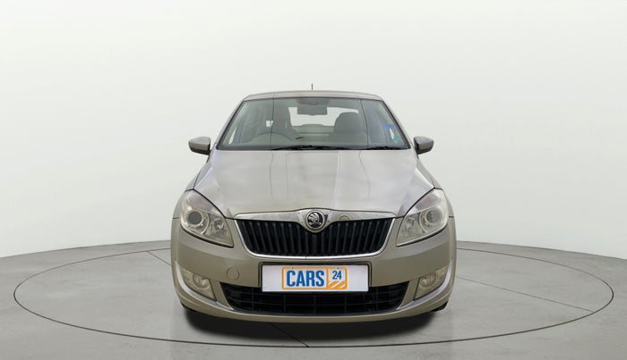 2015 Skoda Rapid ELEGANCE 1.6 MPI MT, Petrol, Manual, 75,596 km, Front