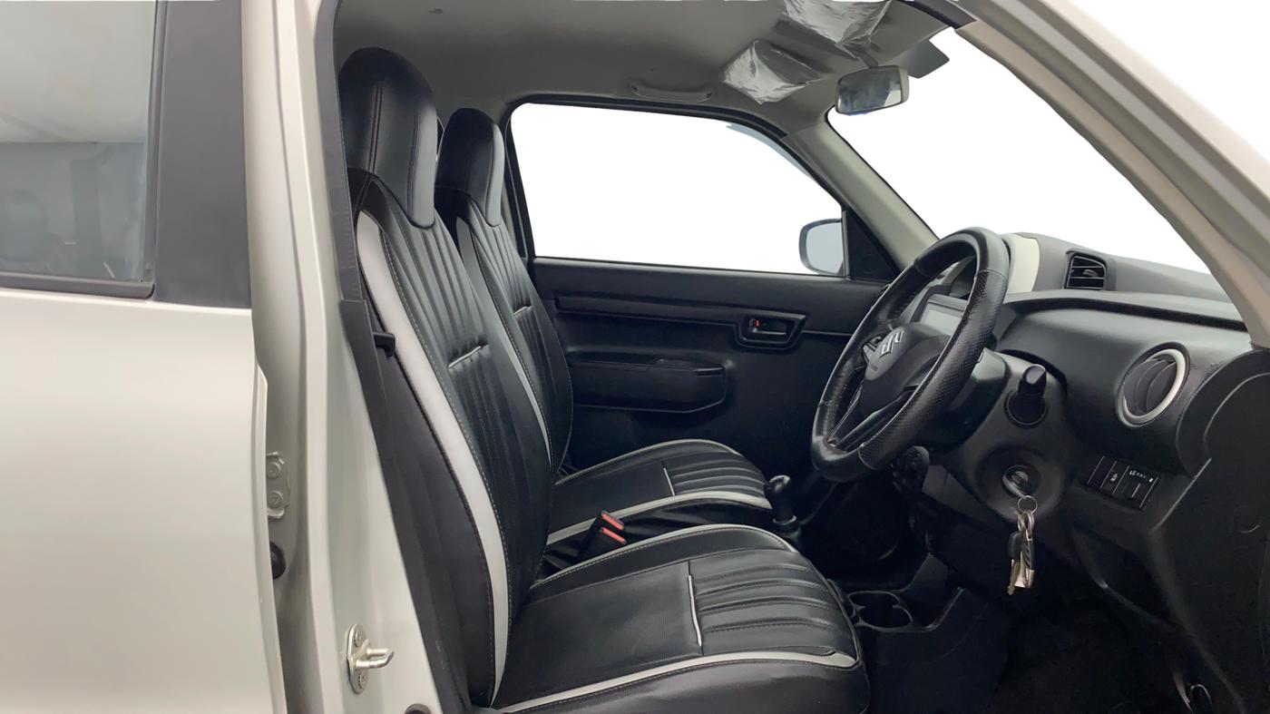 2022 Maruti S PRESSO VXI+, Petrol, Manual, 40,419 km, Right Side Front Door Cabin