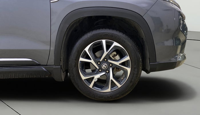 2023 Toyota URBAN CRUISER HYRYDER V HYBRID, Hybrid, Automatic, 21,588 km, Right Front Wheel