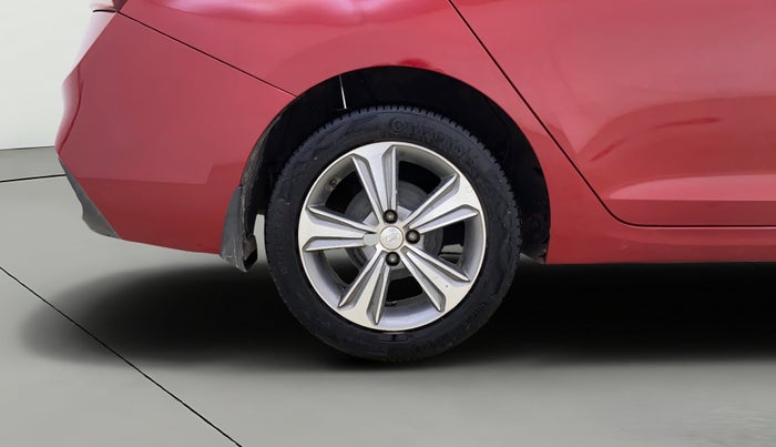 2019 Hyundai Verna 1.6 VTVT SX O, Petrol, Manual, 51,021 km, Right Rear Wheel