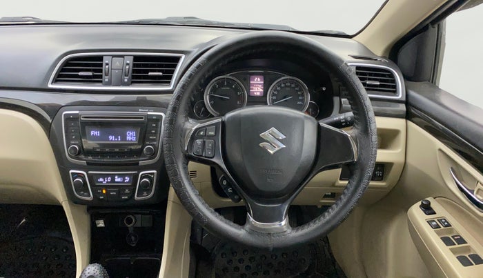 2014 Maruti Ciaz ZDI, Diesel, Manual, 71,574 km, Steering Wheel Close Up