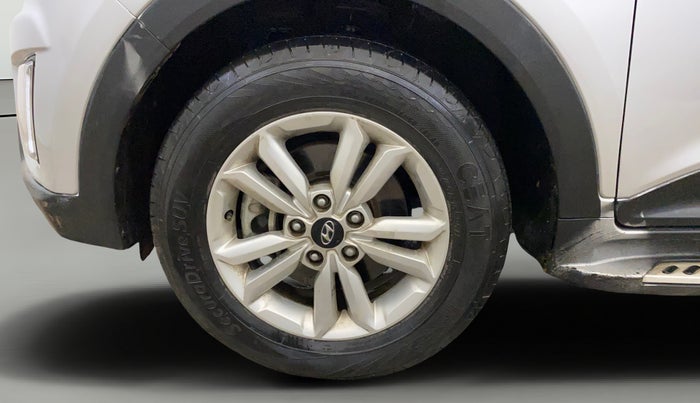 2017 Hyundai Creta SX PLUS 1.6 PETROL, Petrol, Manual, 77,797 km, Left Front Wheel