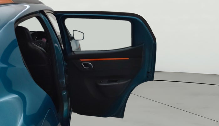 2020 Renault Kwid CLIMBER 1.0 AMT (O), Petrol, Automatic, 65,147 km, RHS Rear Door