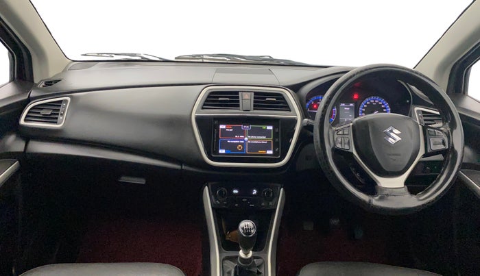 2015 Maruti S Cross ALPHA 1.6, Diesel, Manual, 1,49,991 km, Dashboard