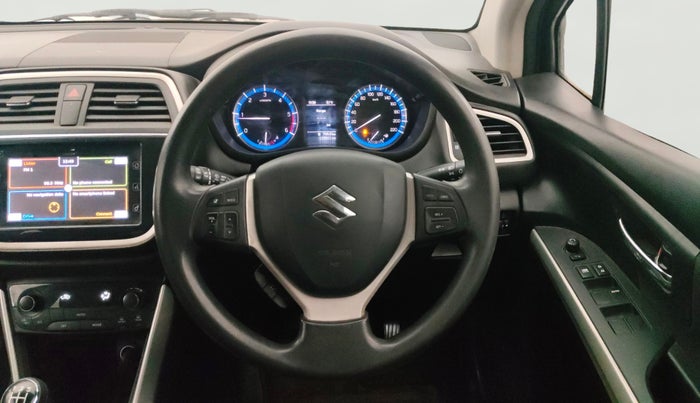 2015 Maruti S Cross ZETA 1.6, Diesel, Manual, 1,09,499 km, Steering Wheel Close Up