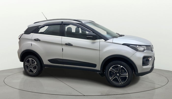 2021 Tata NEXON XMA SUNROOF PETROL, Petrol, Automatic, 38,695 km, Right Front Diagonal