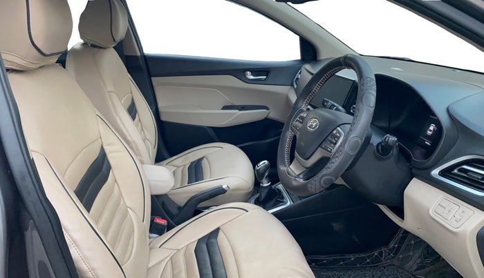 2020 Hyundai Verna SX 1.5 VTVT, Petrol, Manual, 10,417 km, Right Side Front Door Cabin