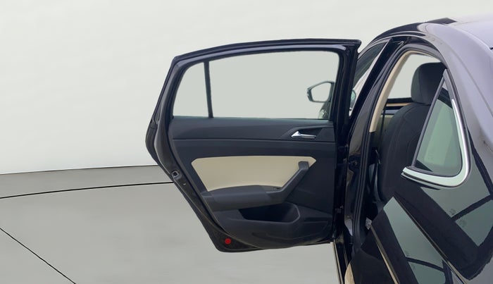 2025 Skoda SLAVIA Prestige 1.0L TSI AT, Petrol, Automatic, 2,570 km, LHS Rear Door