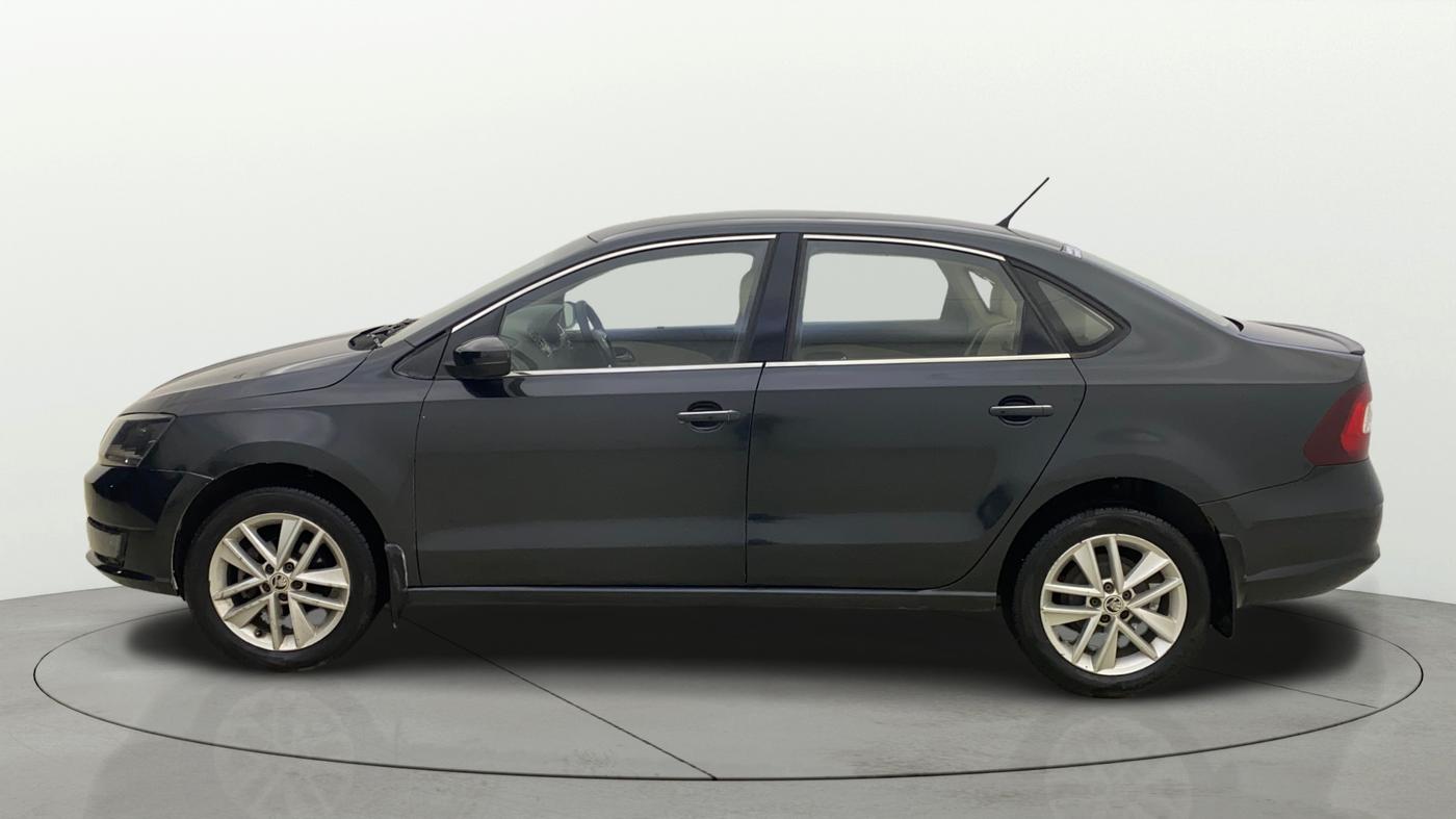 2018 Skoda Rapid STYLE 1.6 MPI AT, Petrol, Automatic, 75,459 km, Left Side