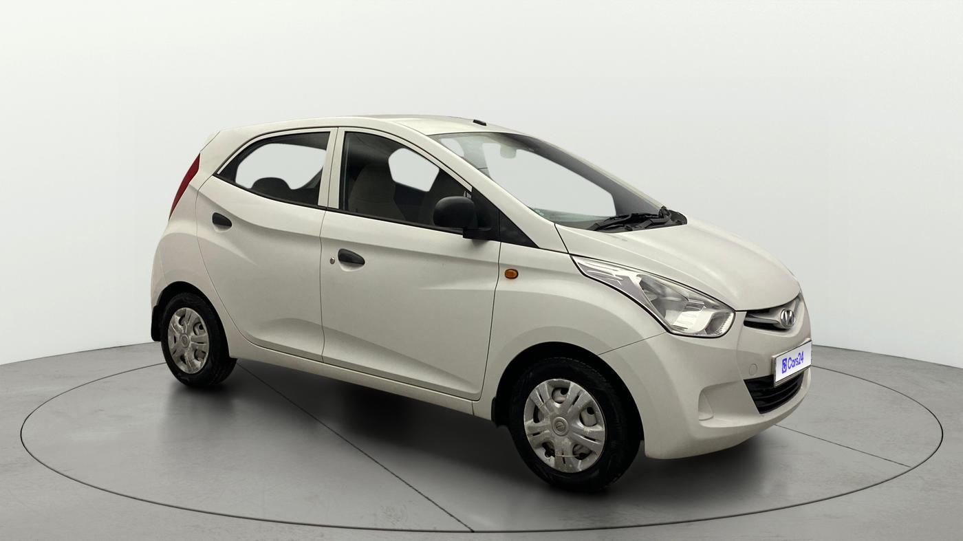 2017 Hyundai Eon ERA +, Petrol, Manual, 13,436 km, Right Front Diagonal