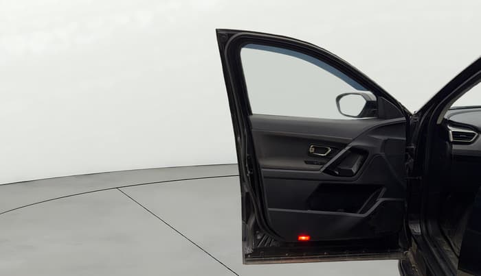 2021 Tata Harrier XTA 2.0L KRYOTEC PLUS, Diesel, Automatic, 66,954 km, LHS Front Door