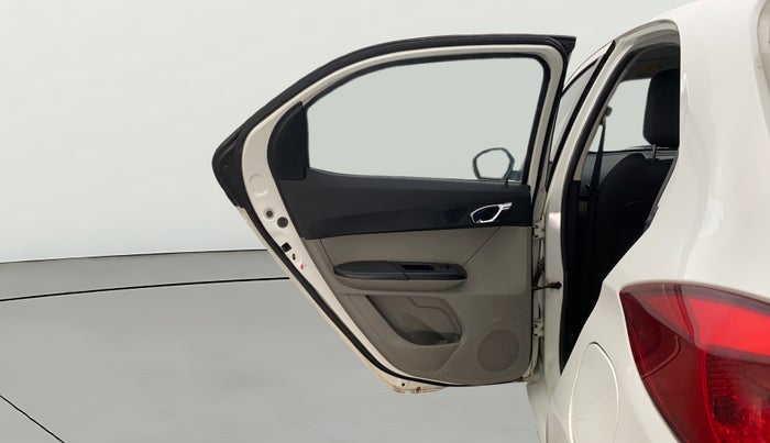 2018 Tata Tiago XZ PETROL, Petrol, Manual, 98,875 km, LHS Rear Door