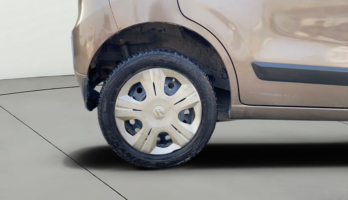 2016 Maruti Wagon R 1.0 VXI, Petrol, Manual, 1,13,290 km, Right Rear Wheel