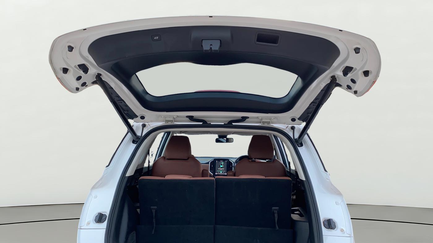 2021 MG HECTOR PLUS SHARP 1.5 PETROL TURBO HYBRID MT 6-STR, Petrol, Manual, 40,877 km, Boot Door Open