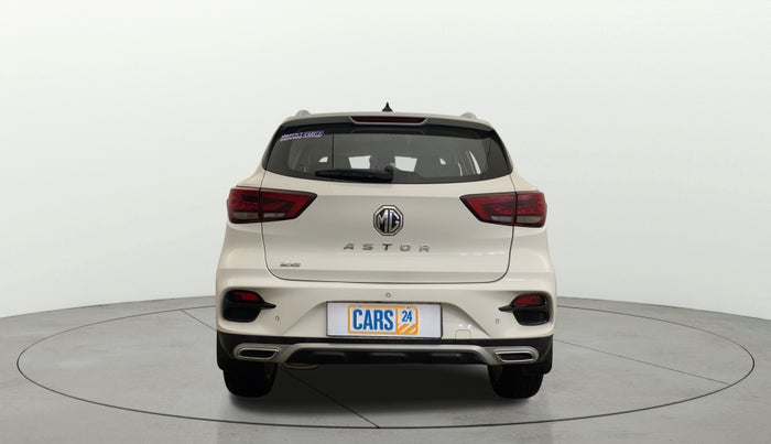 2024 MG ASTOR Select 1.5 MT (Ivory), Petrol, Manual, 11,319 km, Back/Rear