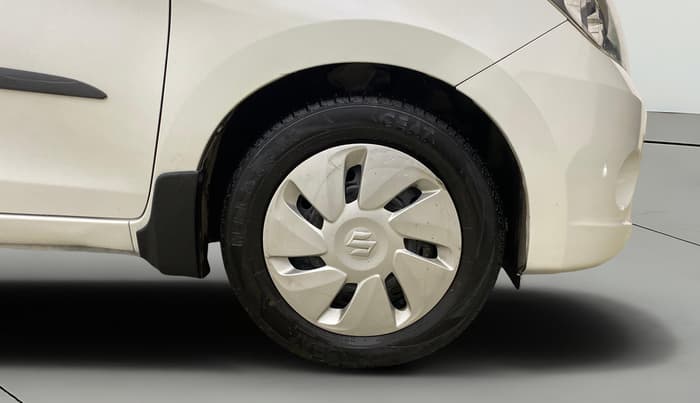 2015 Maruti Celerio VXI CNG, CNG, Manual, 71,815 km, Right Front Wheel