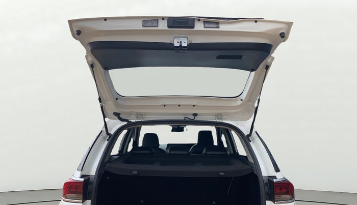 2023 KIA SONET GTX PLUS 1.0 IMT, Petrol, Manual, 12,973 km, Boot Door Open