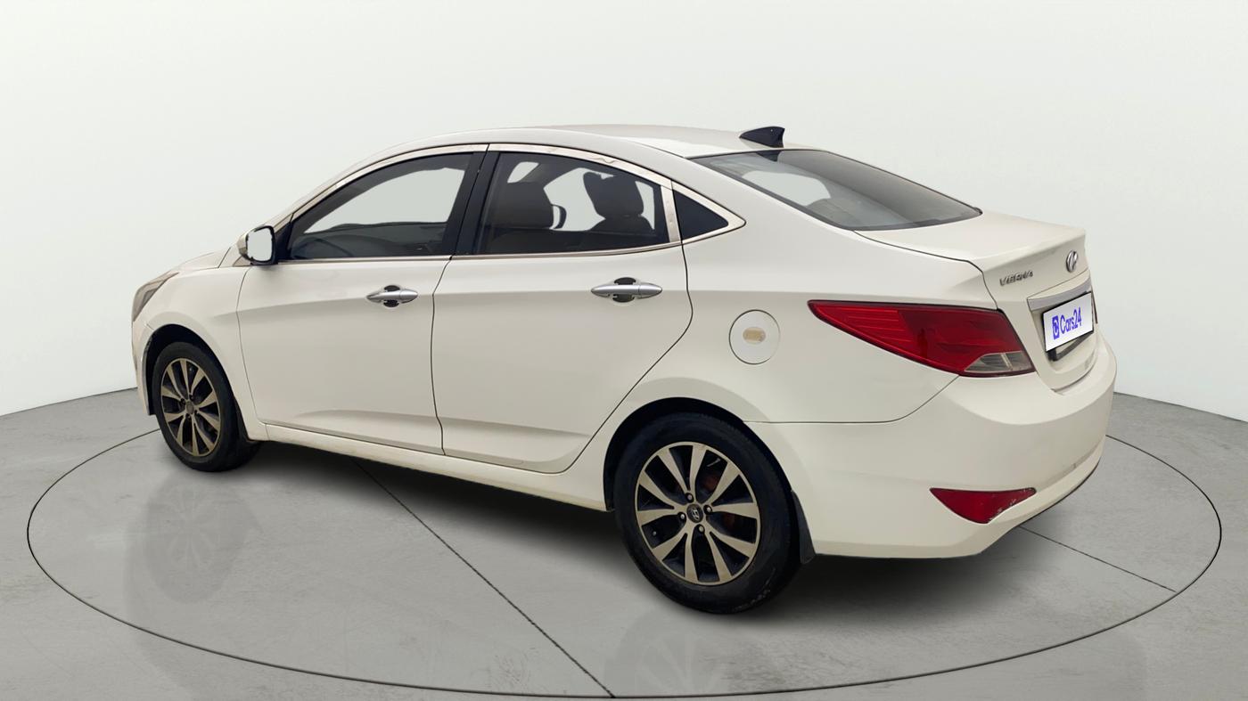 2016 Hyundai Verna 1.6 CRDI SX (O), Diesel, Manual, 90,522 km, Left Back Diagonal