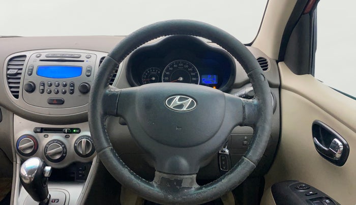 2012 Hyundai i10 SPORTZ 1.2 AT, Petrol, Automatic, 1,19,058 km, Steering Wheel Close Up