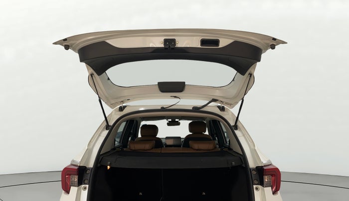 2023 Honda ELEVATE ZX CVT, Petrol, Automatic, 11,488 km, Boot Door Open