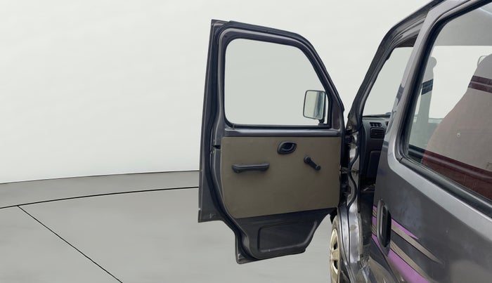 2016 Maruti Eeco 7 STR, Petrol, Manual, 68,008 km, LHS Front Door