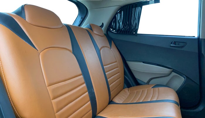 2013 Hyundai Grand i10 MAGNA 1.2 KAPPA VTVT, Petrol, Manual, 87,563 km, Right Side Rear Door Cabin