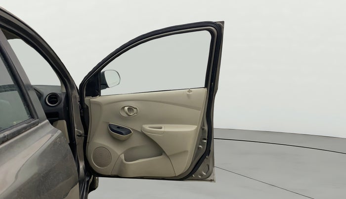 2018 Datsun Go T (O), Petrol, Manual, 68,548 km, RHS Front Door