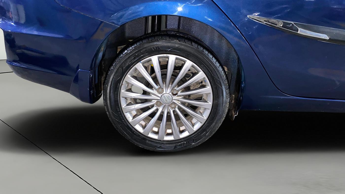 2017 Maruti Ciaz ALPHA 1.4 PETROL, Petrol, Manual, 82,117 km, Right Rear Wheel