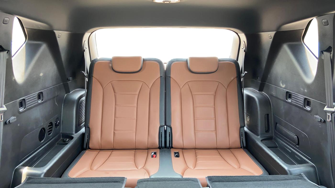 2019 Mahindra ALTURAS G4 4WD AT, Diesel, Automatic, 1,43,089 km, Third Seat Row ( optional )