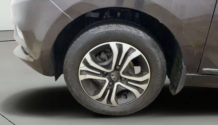 2022 Tata Tiago XZ PLUS CNG, CNG, Manual, 49,737 km, Left Front Wheel
