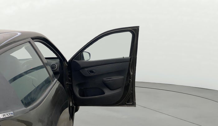 2018 Renault Kwid RXL, Petrol, Manual, 1,13,041 km, RHS Front Door