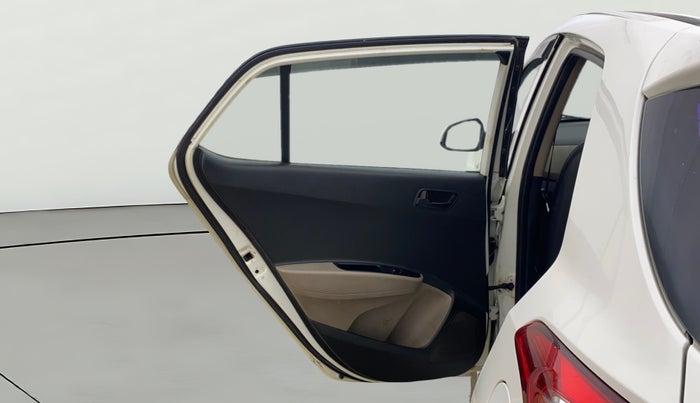 2017 Hyundai Grand i10 MAGNA 1.2 KAPPA VTVT, CNG, Manual, 65,305 km, LHS Rear Door