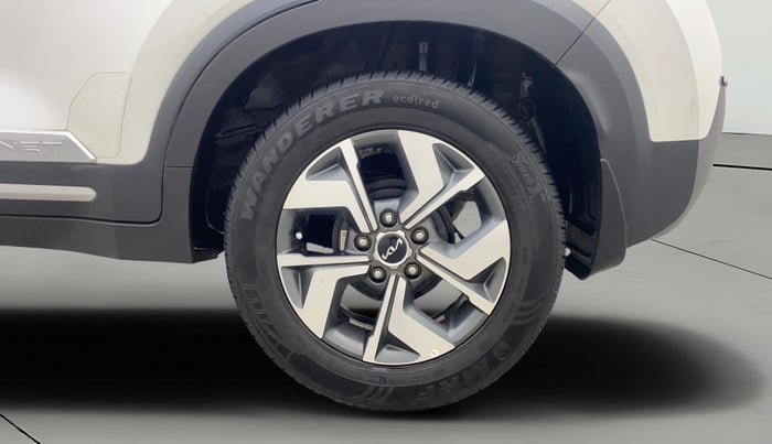 2022 KIA SONET HTX 1.0 DCT, Petrol, Automatic, 29,010 km, Left Rear Wheel