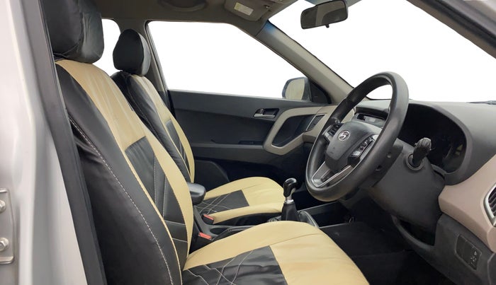 2017 Hyundai Creta SX PLUS 1.6 PETROL, Petrol, Manual, 1,08,218 km, Right Side Front Door Cabin