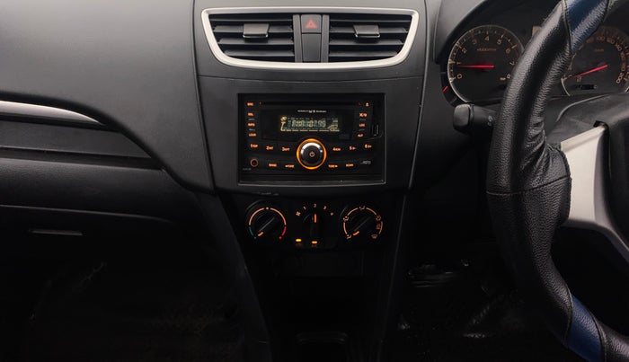 2013 Maruti Swift VXI, Petrol, Manual, 50,595 km, Air Conditioner