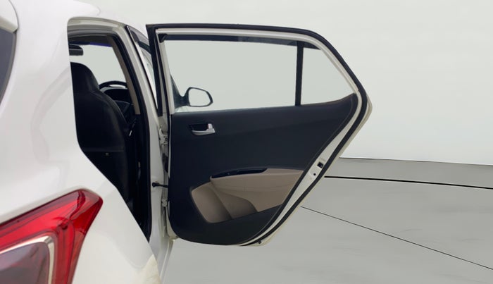 2017 Hyundai Grand i10 SPORTZ 1.2 KAPPA VTVT, Petrol, Manual, 20,125 km, RHS Rear Door