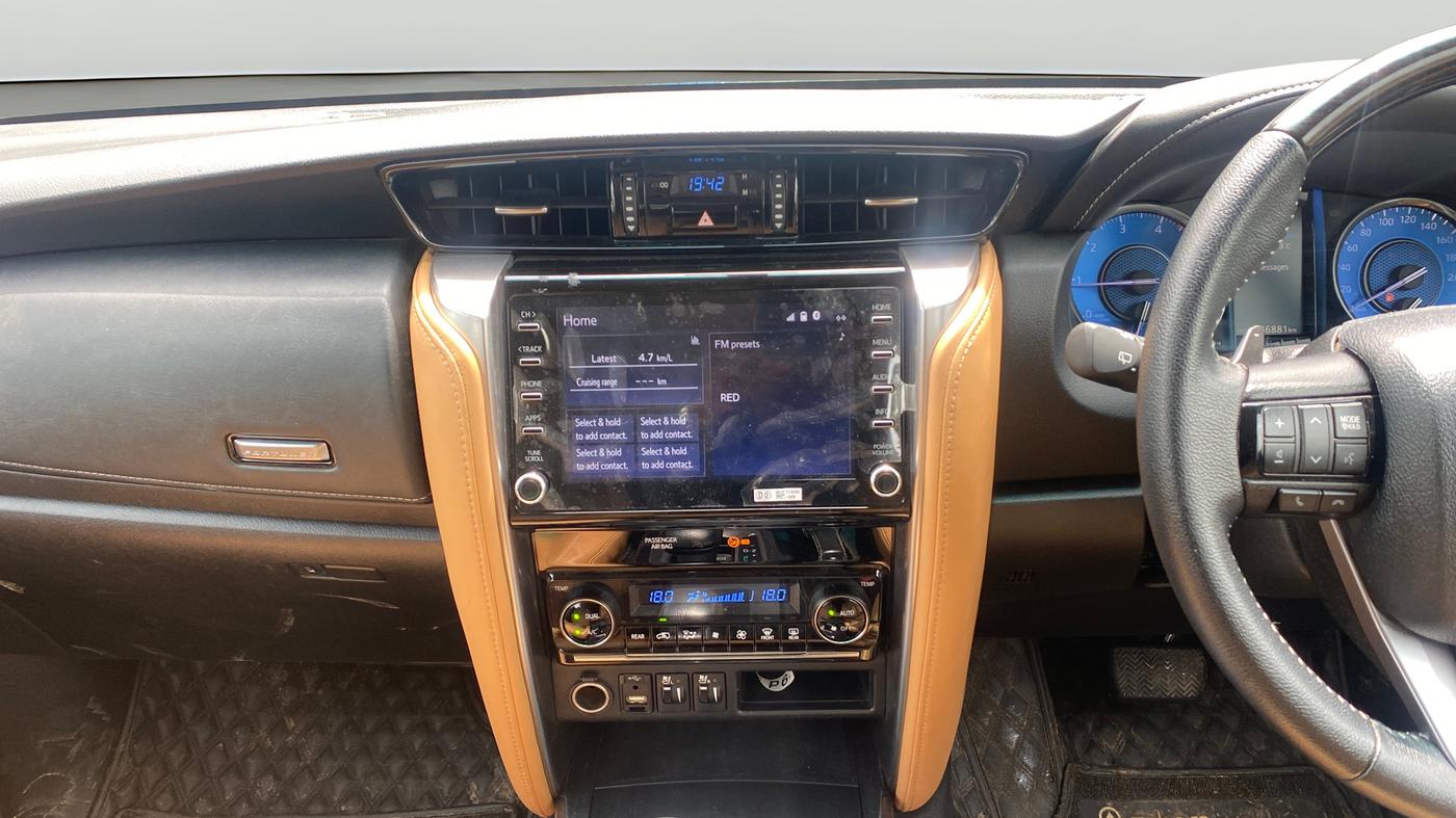 2023 Toyota Fortuner 4X2 AT 2.8 DIESEL, Diesel, Automatic, 36,861 km, Air Conditioner