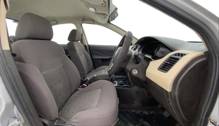 2015 Tata Zest XM PETROL, Petrol, Manual, 64,353 km, Right Side Front Door Cabin