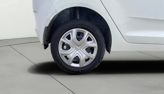 2022 Tata ALTROZ XM PLUS PETROL, Petrol, Manual, 69,373 km, Right Rear Wheel