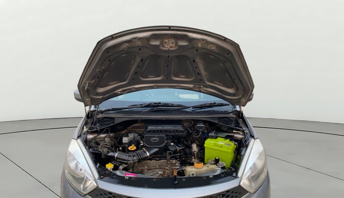 2019 Tata Tiago XT PETROL, CNG, Manual, 1,15,357 km, Open Bonet