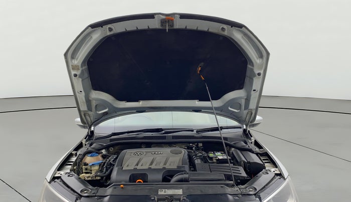 2012 Volkswagen Jetta HIGHLINE TDI AT, Diesel, Automatic, 67,998 km, Open Bonet