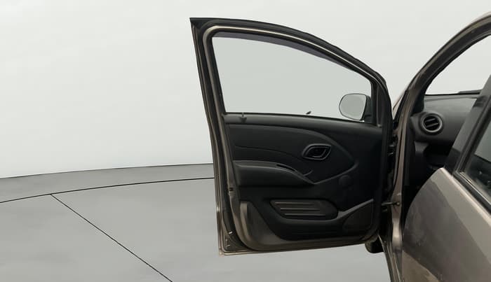 2017 Datsun Redi Go T (O), Petrol, Manual, 63,869 km, LHS Front Door