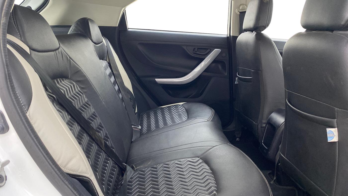 2022 Tata NEXON XMA SUNROOF PETROL, Petrol, Automatic, 14,378 km, Right Side Rear Door Cabin