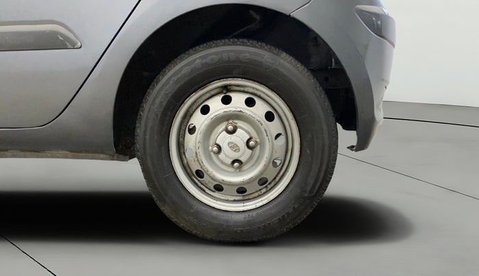 2016 Hyundai i10 MAGNA 1.1, Petrol, Manual, 49,855 km, Left Rear Wheel