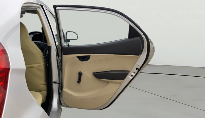 2017 Hyundai Eon ERA +, Petrol, Manual, 18,625 km, RHS Rear Door