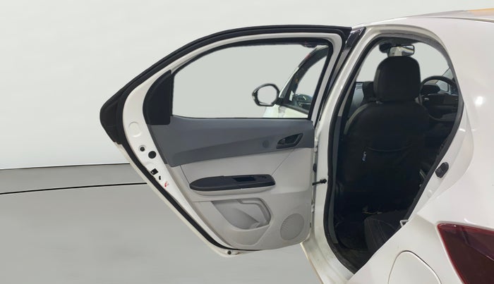 2025 Tata Tiago XZ iCNG, CNG, Manual, 3,607 km, LHS Rear Door