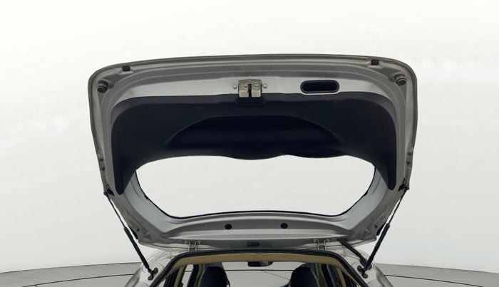 2018 Honda Jazz 1.2L I-VTEC V AT, Petrol, Automatic, 56,956 km, Boot Door Open