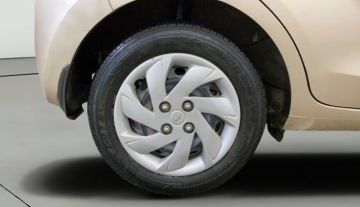 2019 Hyundai NEW SANTRO SPORTZ CNG, CNG, Manual, 70,240 km, Right Rear Wheel