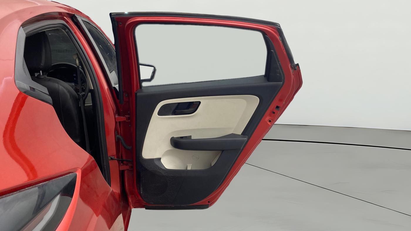 2021 Tata ALTROZ XM PETROL, Petrol, Manual, 53,015 km, RHS Rear Door